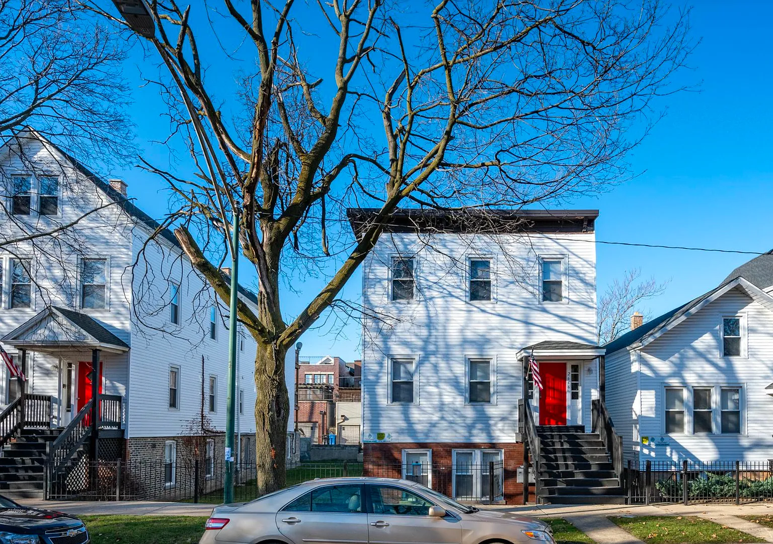 Marshfield Apartments — Photo 4