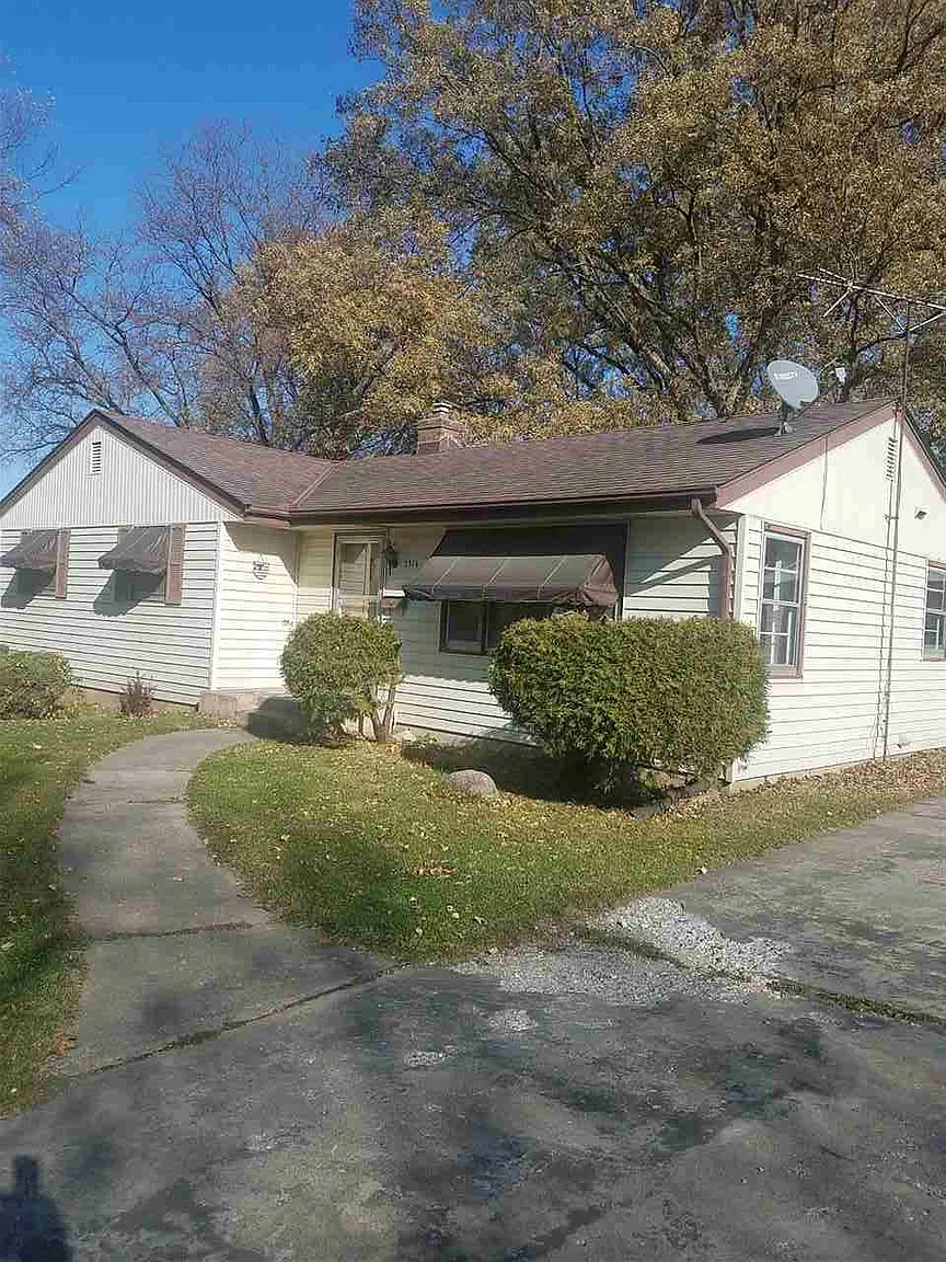 2316 23rd St photo 1