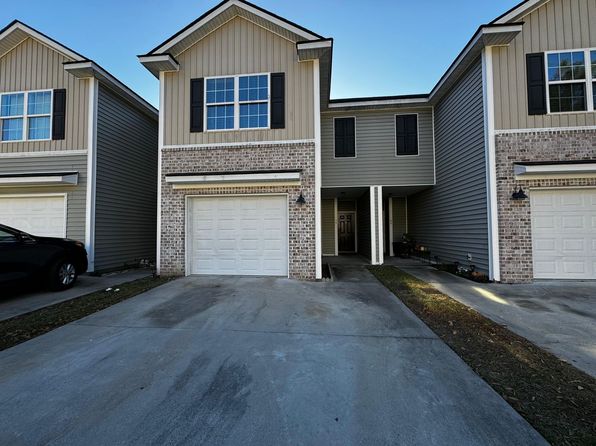 75 Walker Ct, Richmond Hill, GA