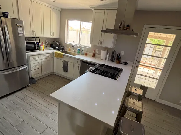 1631 W Mountain View Dr, Mesa, AZ 85201