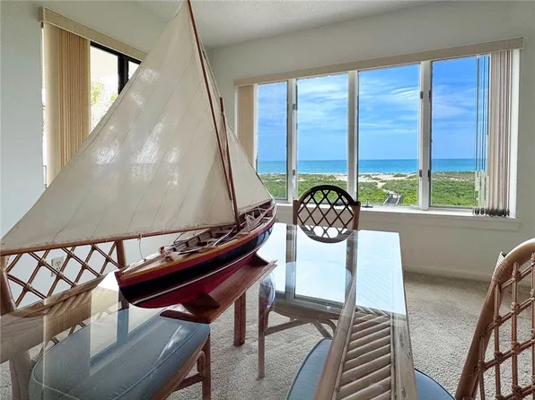 1616 Ocean Dr APT 305, Vero Beach, FL 32963