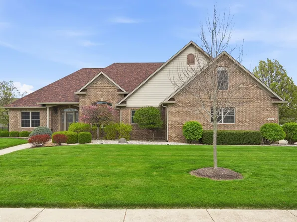 1103 Raintree Dr, Greenfield, IN 46140