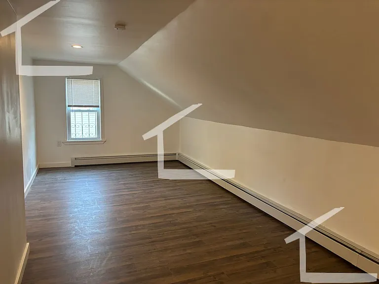 28 Armington St #2B — Photo 7
