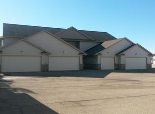 910 20th St APT 3, Prairie Du Sac, WI 53578
