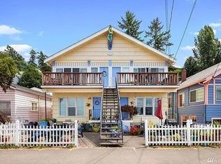 2132 Alki Ave SW APT D, Seattle, WA 98116