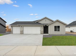 511 Hamlow Ave, Middleton, ID 83644