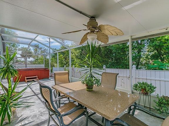 5th image of 838 Bayou Ave