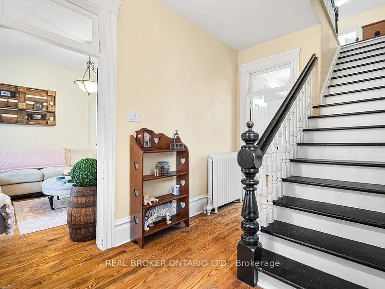 88 Moore St — Photo 8