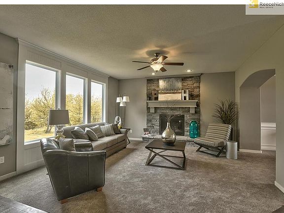 4th image of 5132 Meadowlark Dr