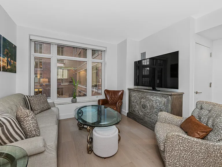 100 Lovejoy Wharf #5L — Photo 8