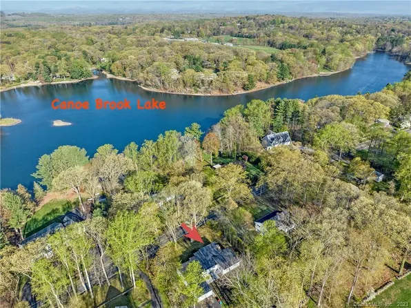 86 Canoe Brook Road, Trumbull, CT 06611