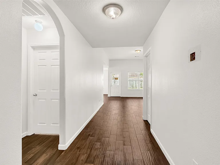 26919 Springflight Ln — Photo 17