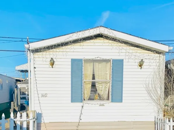 1442 N 45th Pl, Melrose Park, IL 60160