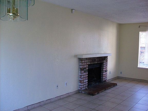 Living Room w/Fireplace 