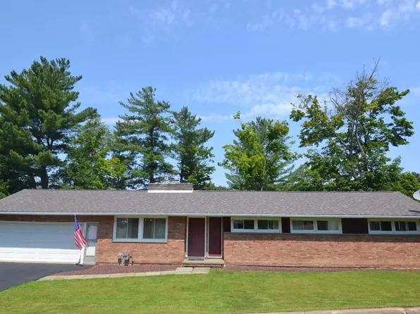 3711 Highview Dr, Endwell, NY 13760
