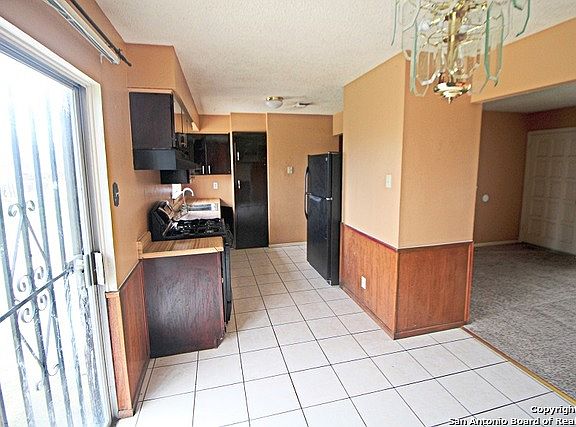 4th image of 4735 Argonne Dr