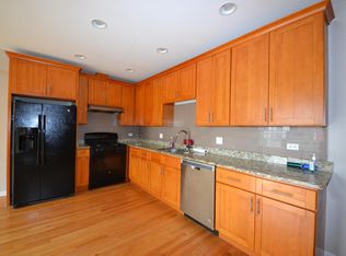 236 W 22nd Pl #2, Chicago, IL 60616