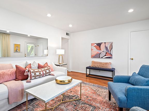 4th image of 352 Cherokee Ave SE #2
