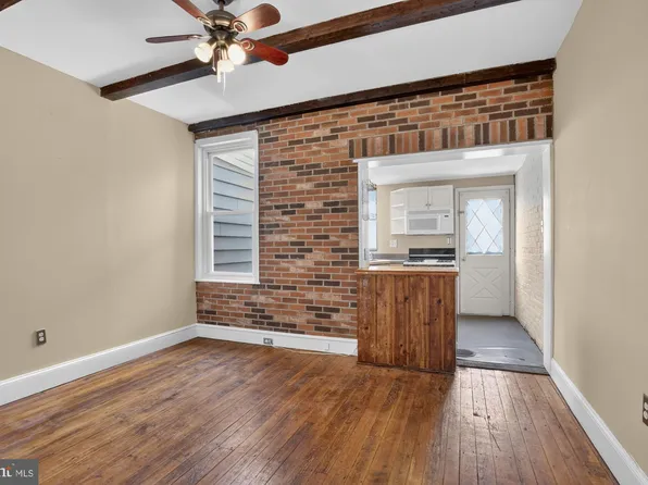 2228 Taggert St, Philadelphia, PA 19125