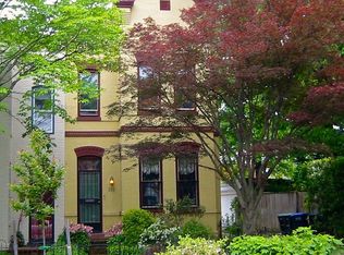 303 12th St SE, Washington, DC 20003