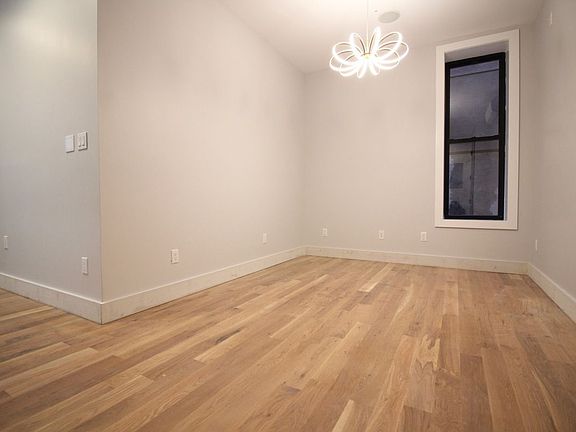3rd image of 717 Dekalb Ave APT 2