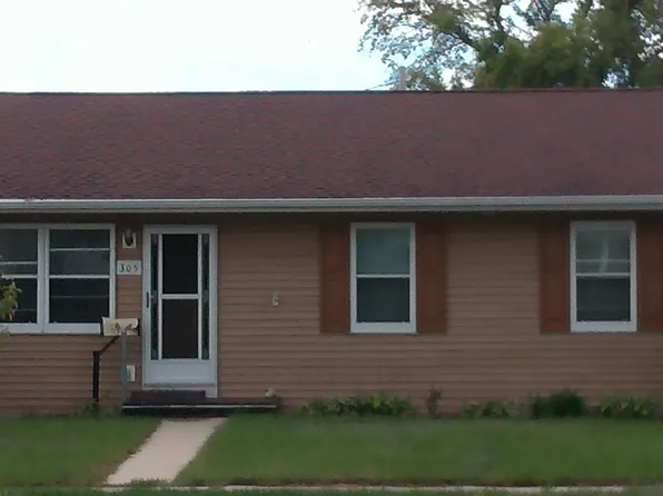 305 James St, Green Bay, WI 54303