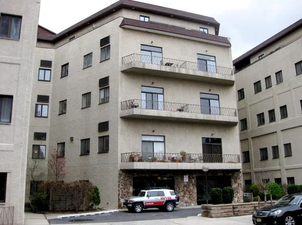 75 Liberty Ave Unit E12, Jersey City, NJ 07306