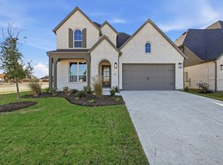 956 Alberta Spruce Rd, Justin, TX 76247