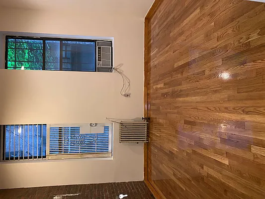 Rented by Chartwell Manhattan Realty | media 1