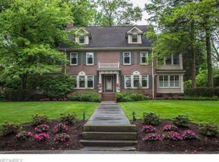 2887 Attleboro Rd, Shaker Heights, OH 44120