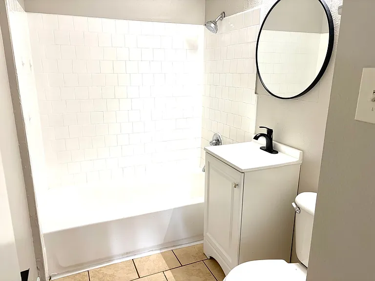 Brookside Apartments — Photo 23