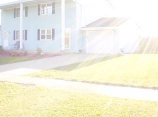 721 S Raven Rd, Shorewood, IL 60404