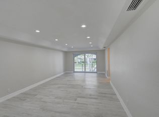 398 W Camino Real #4, Boca Raton, FL 33432