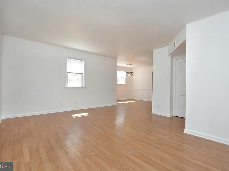 432 N Coles Ave — Photo 8