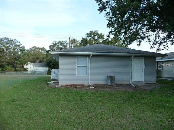 3rd image of 2401 N Orange Ave