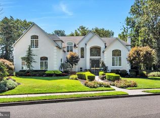 25 Stockton Dr, Voorhees, NJ 08043