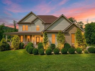 206 Van Tassel Ct, Morgantown, WV 26508