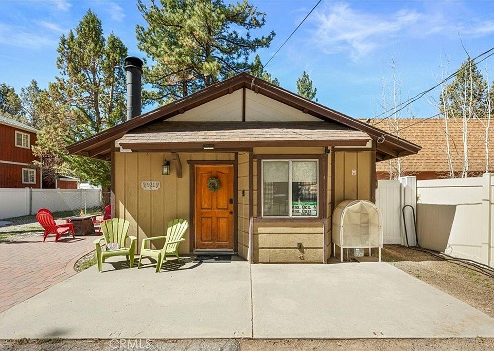 1st image of 921 Wendy Ave