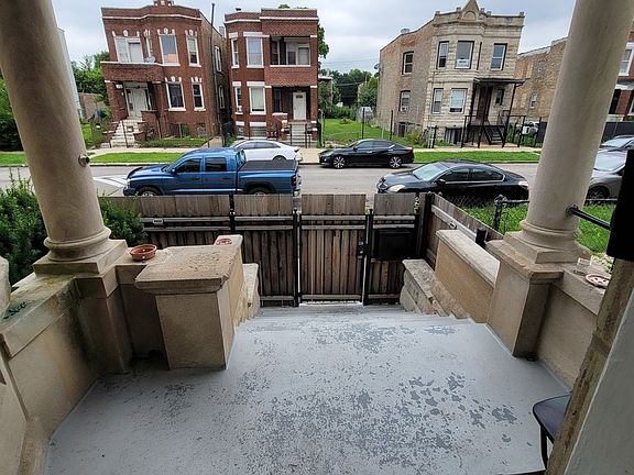 3rd image of 4119 W Gladys Ave