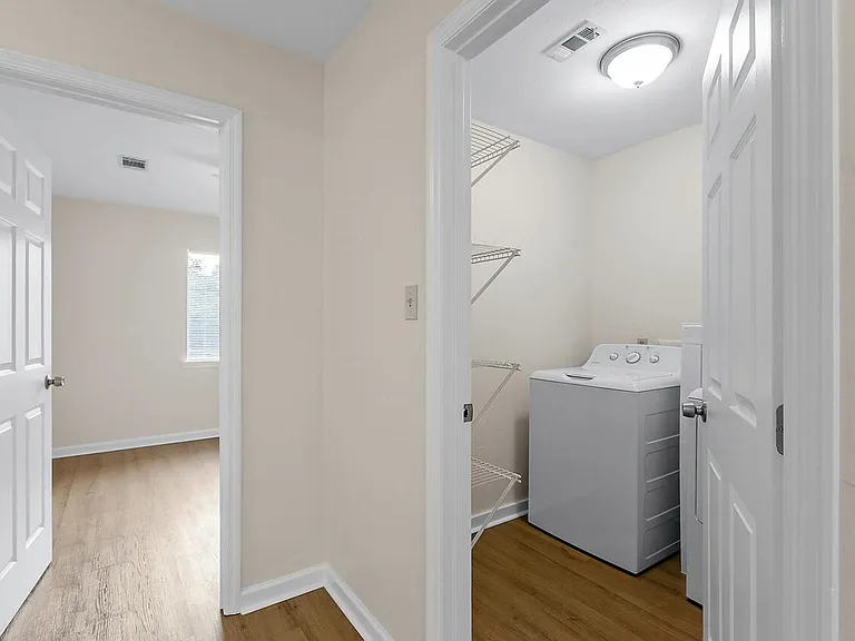 2188 Claremont Ln #A — Photo 29