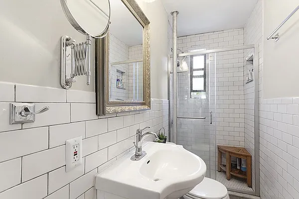 Sold by Citi Habitats | media 7