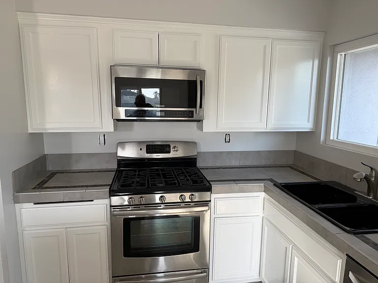 2711 N Berkeley St — Photo 6
