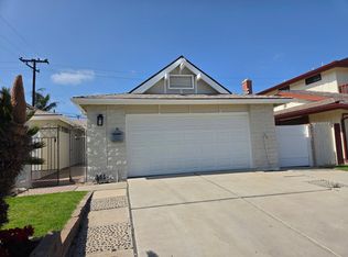 9061 Bermuda Dr, Huntington Beach, CA 92646