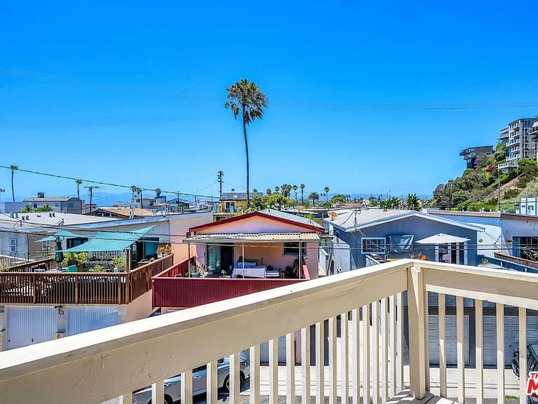 7301 Vista Del Mar Ave #A103 — Photo 45