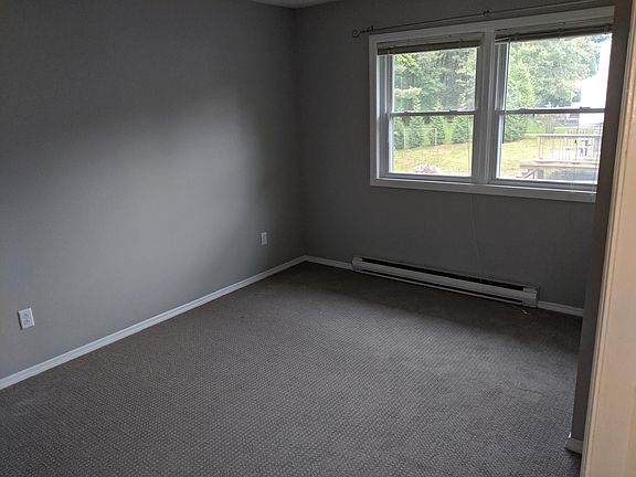 3rd image of 22 Dublin Dr #B