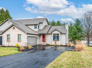 5917 Tippecanoe Rd, Canfield, OH 44406