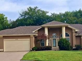 2518 SW Wintervalley Ct, Lees Summit, MO 64081