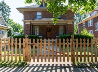 433 Oak Ave, Aurora, IL 60506