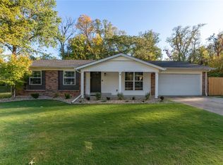 12762 Saddlemaker Ct, Maryland Heights, MO 63043
