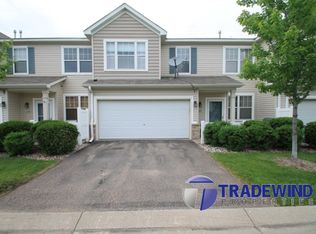 1572 Countryside Dr, Shakopee, MN 55379